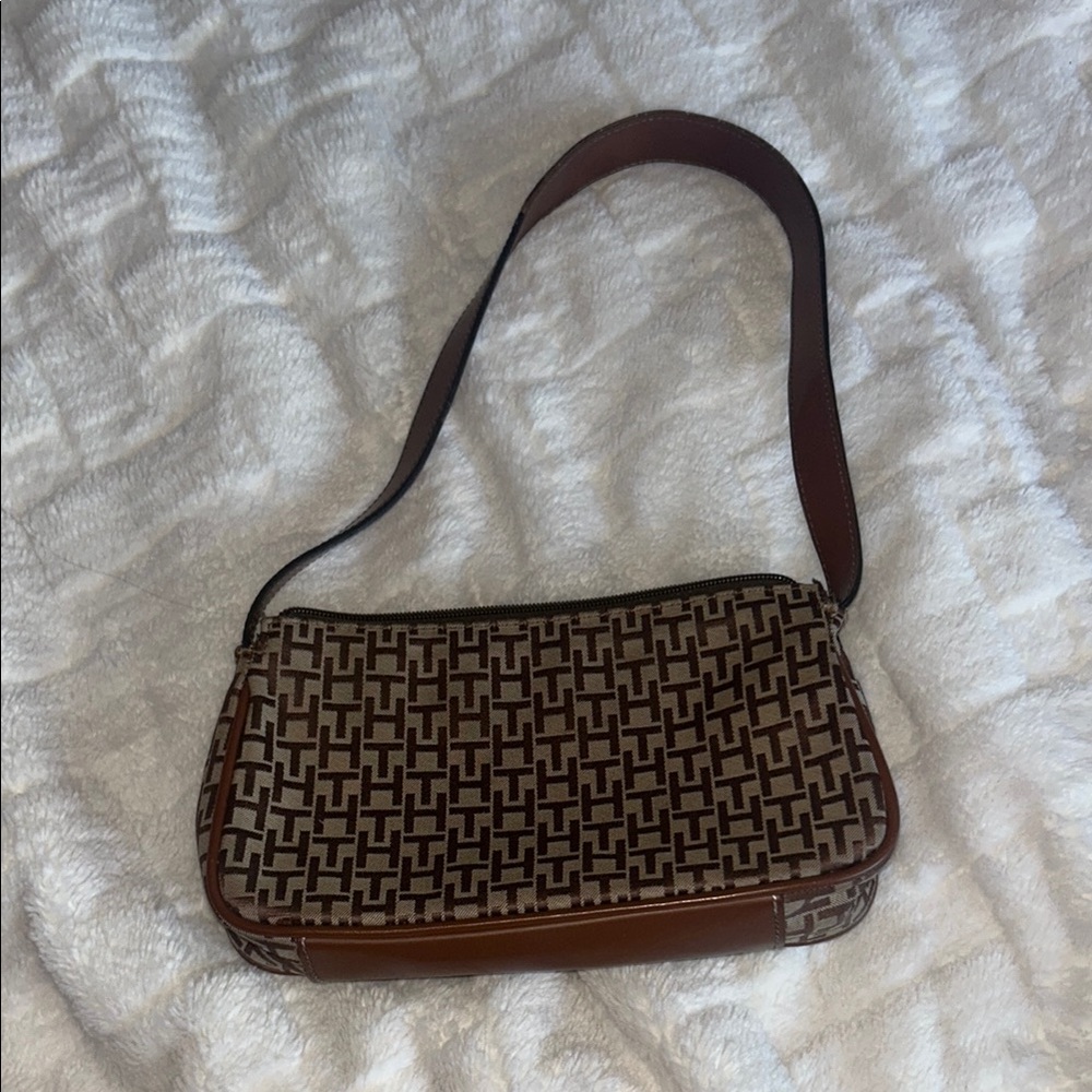 Y2K VINTAGE tommy hilfiger purse ✨✨✨